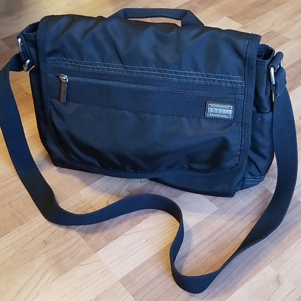 Fossil message bag